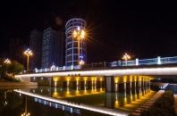 天橋照明亮化工程設(shè)計，點綴城市夜景燈光